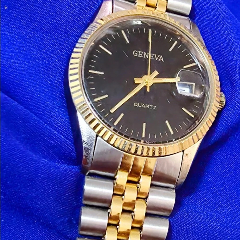 Geneva Vintage Classic 2 Tone Quartz Mens Watch